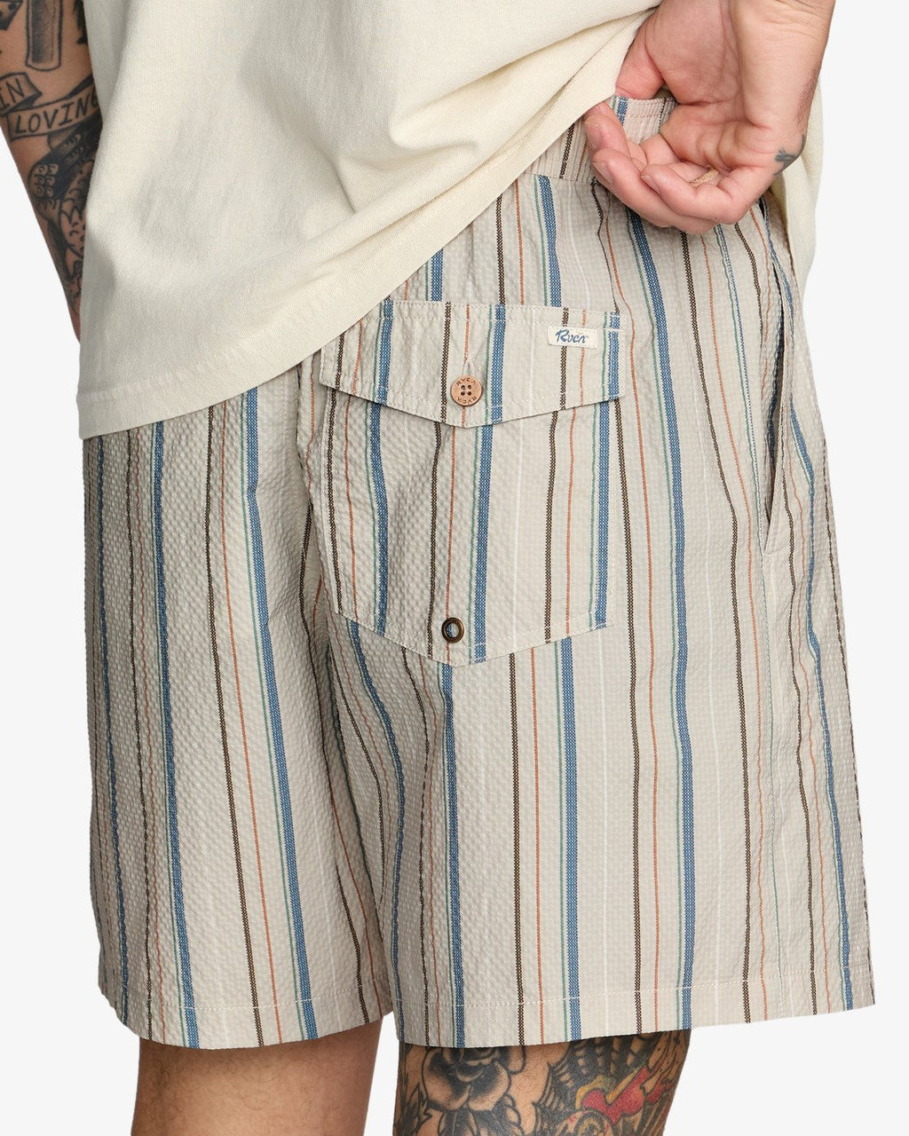 RVCA Exotica Seersucker Elastic 17" - Light Khaki Stripes - FREESTYLE LLORET