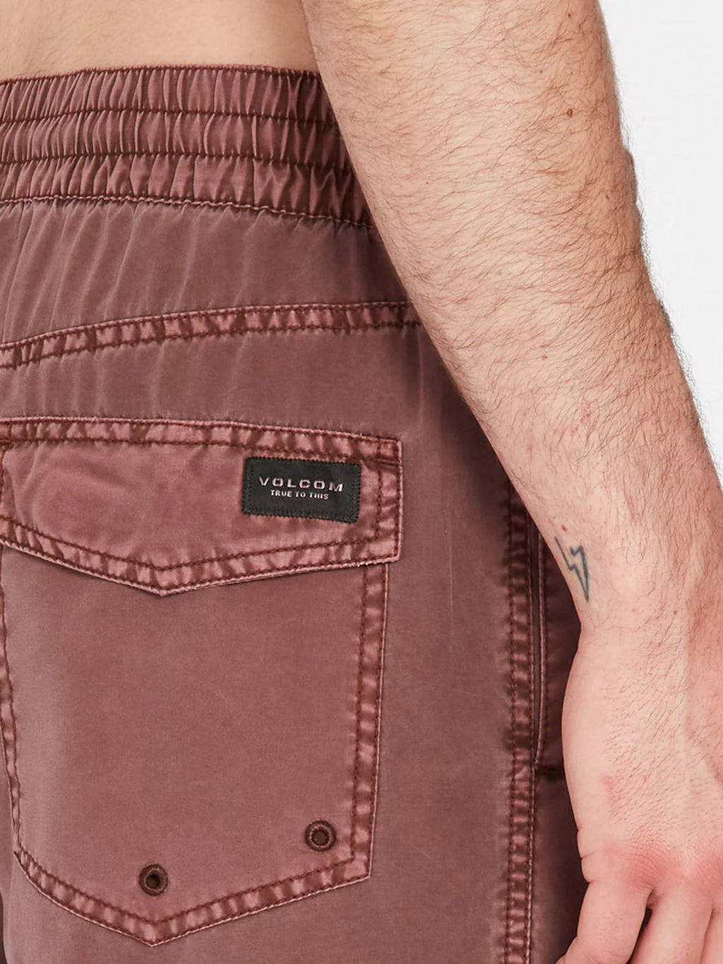 VOLCOM CENTER 17" TRUNK - Bordeaux