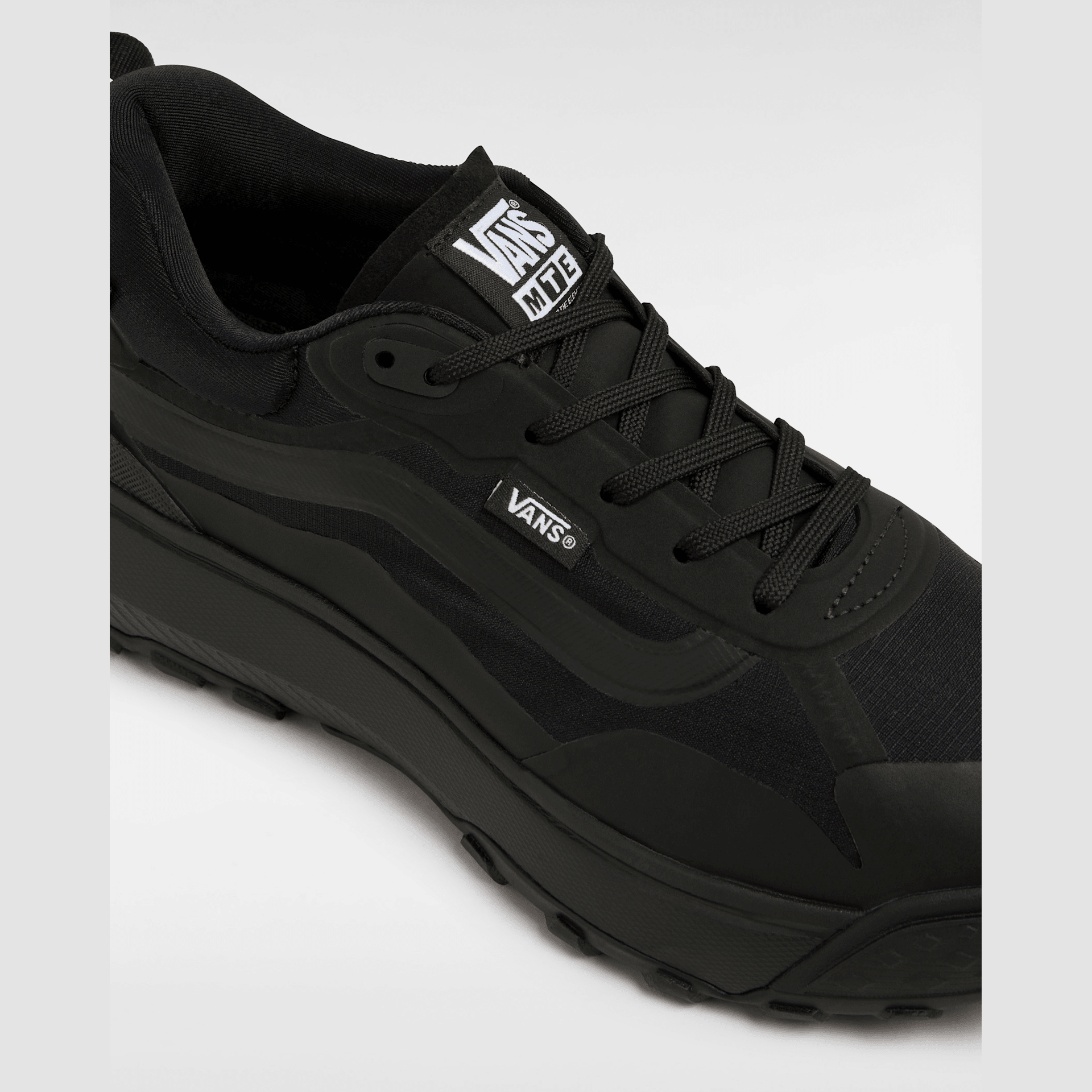 VANS MTE Crosspath - Black
