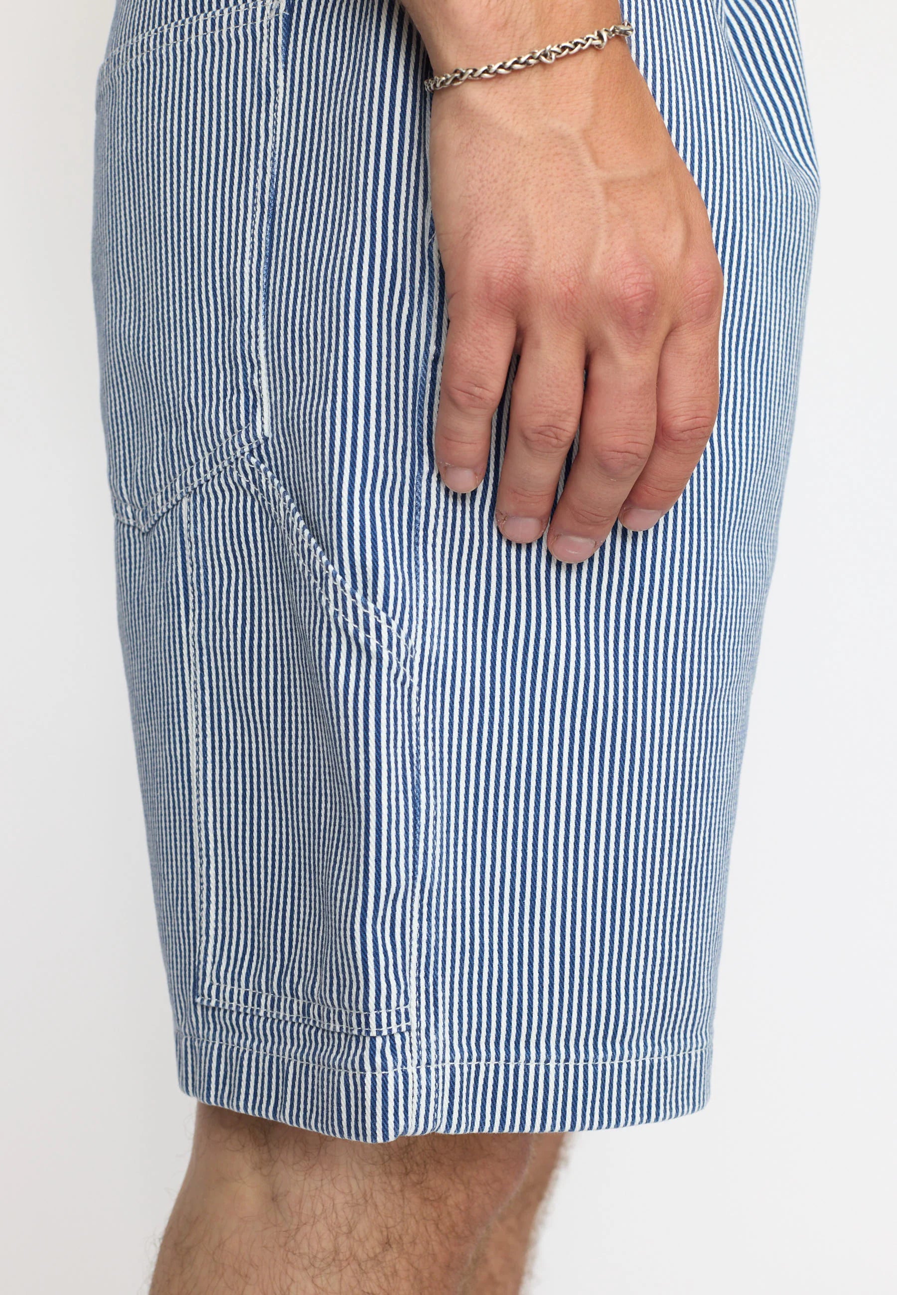 REVOLUTION Worker Short - Navy - FREESTYLE LLORET