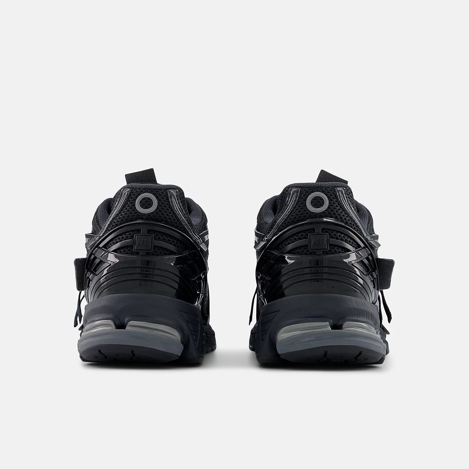 NEW BALANCE 1906A - BLACK DARK SILVER METALLIC Phantom