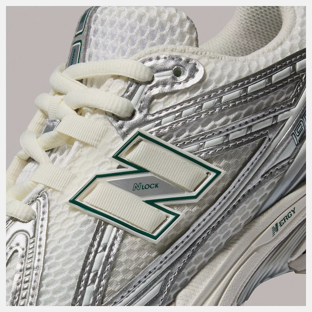 NEW BALANCE 1906REE - Silver Metalic Sea Salt New Spruce