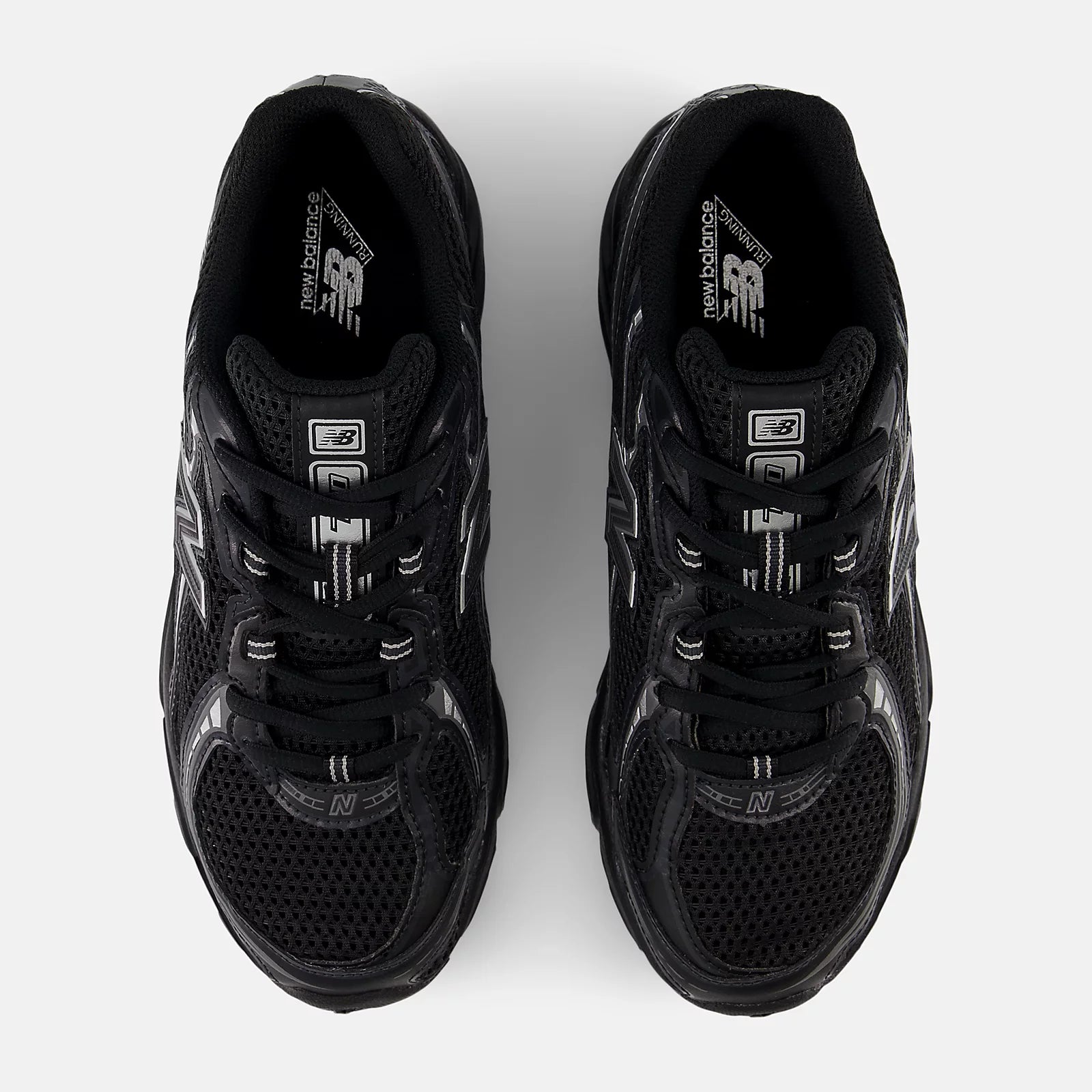 NEW BALANCE 740WN2 - Black Silver Metallic