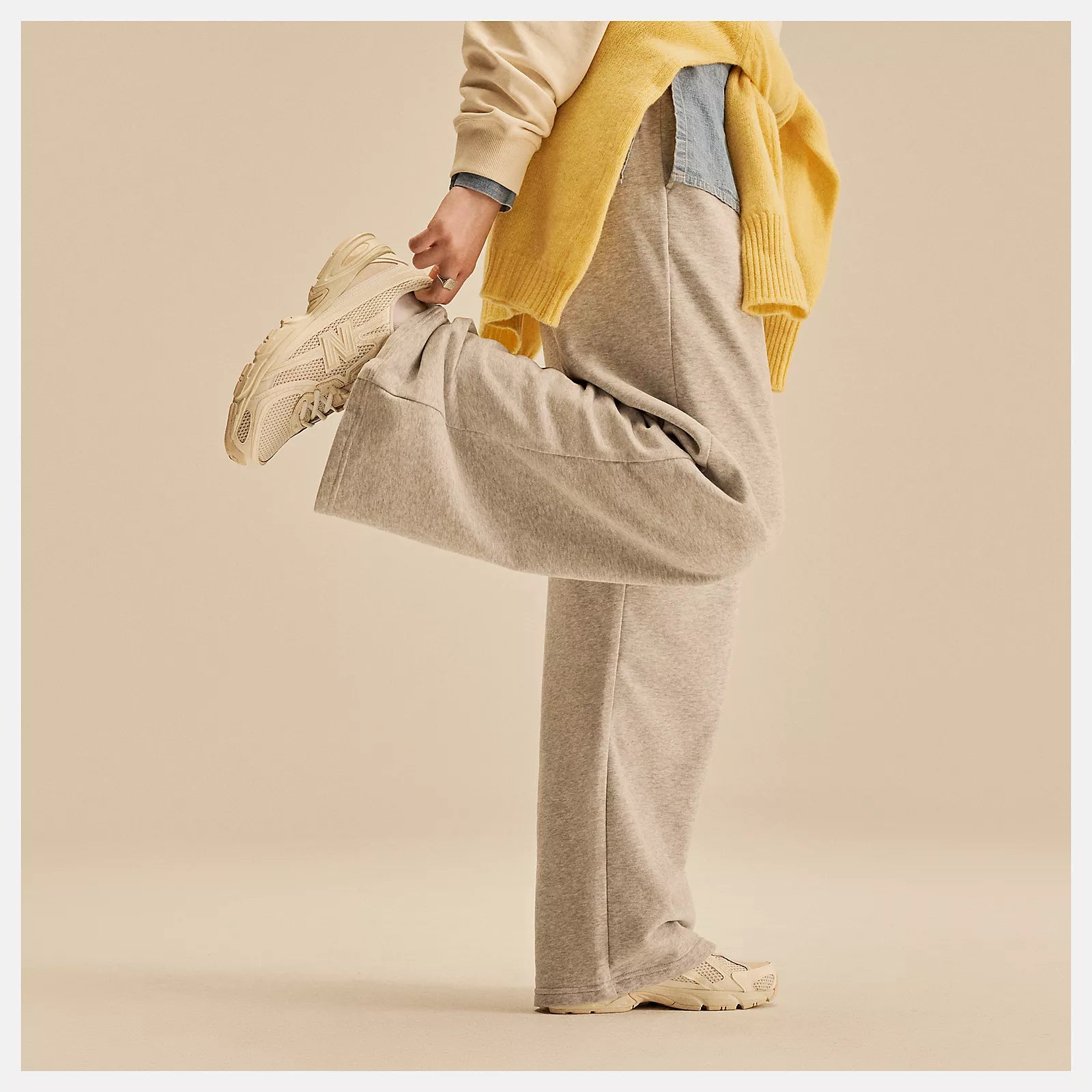 NEW BALANCE 740KP2 -Bisque con Angora y Sea Salt