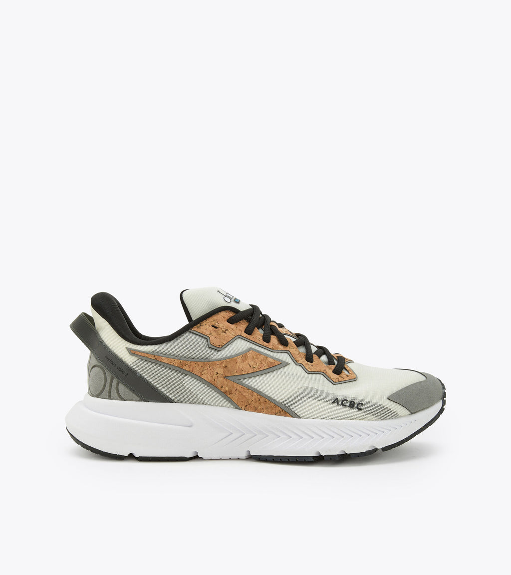 DIADORA MYTHOS BLUSHIELD VOLO 3 ACBC - White Grey