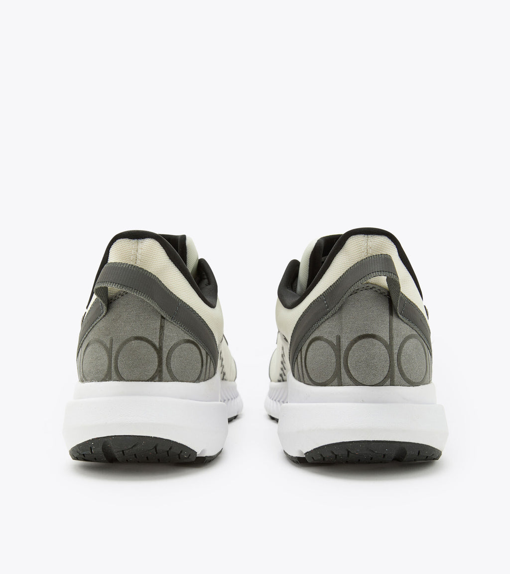 DIADORA MYTHOS BLUSHIELD VOLO 3 ACBC - White Grey