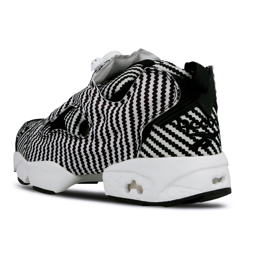 REEBOK INSTA PUMP FURY OG MU - BLACK / WHITE freeshipping - FREESTYLE LLORET