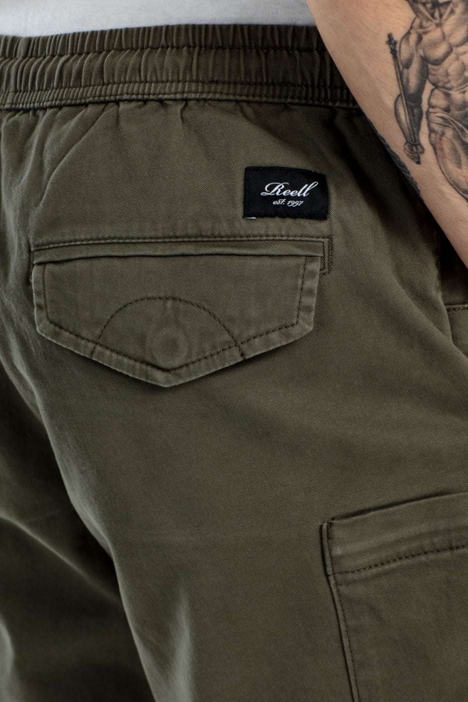 REELL EASY CARGO SHORT - Olive